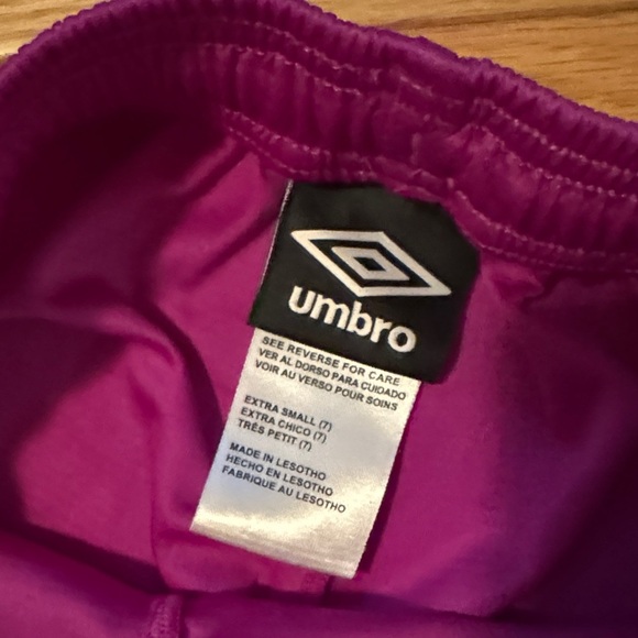 Umbro Kids Shorts - Blue and Purple - Picture 4 of 4